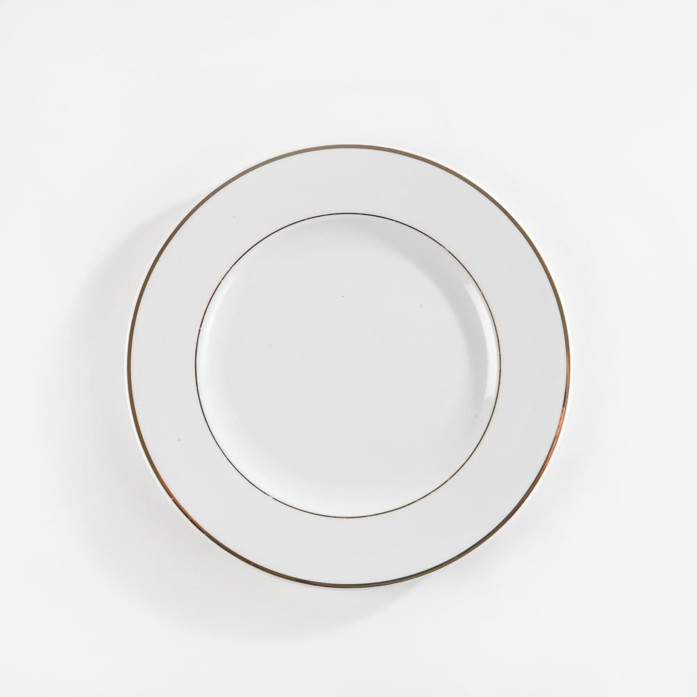 Assiette plate porcelaine blanche filet or